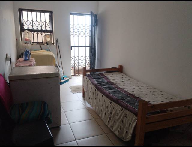 2.5 BEDROOM HOUSE FOR SALE IN AUSTERVILLE